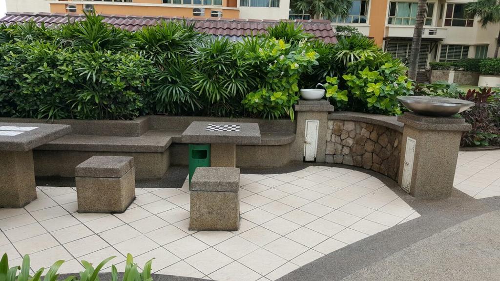 شقة سكن قيصر ﺇﻛﺰﻛﻴﻮﺗﻴﻒ ستاي إيست لايك Kampong Bohol المظهر الخارجي الصورة