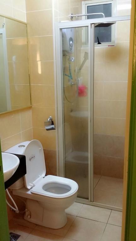 شقة سكن قيصر ﺇﻛﺰﻛﻴﻮﺗﻴﻒ ستاي إيست لايك Kampong Bohol المظهر الخارجي الصورة