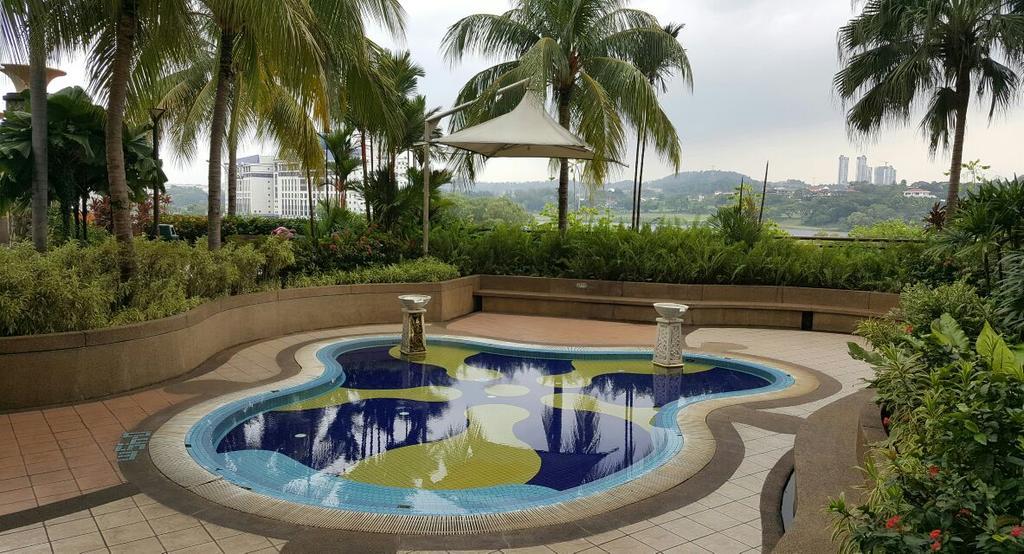 شقة سكن قيصر ﺇﻛﺰﻛﻴﻮﺗﻴﻒ ستاي إيست لايك Kampong Bohol المظهر الخارجي الصورة
